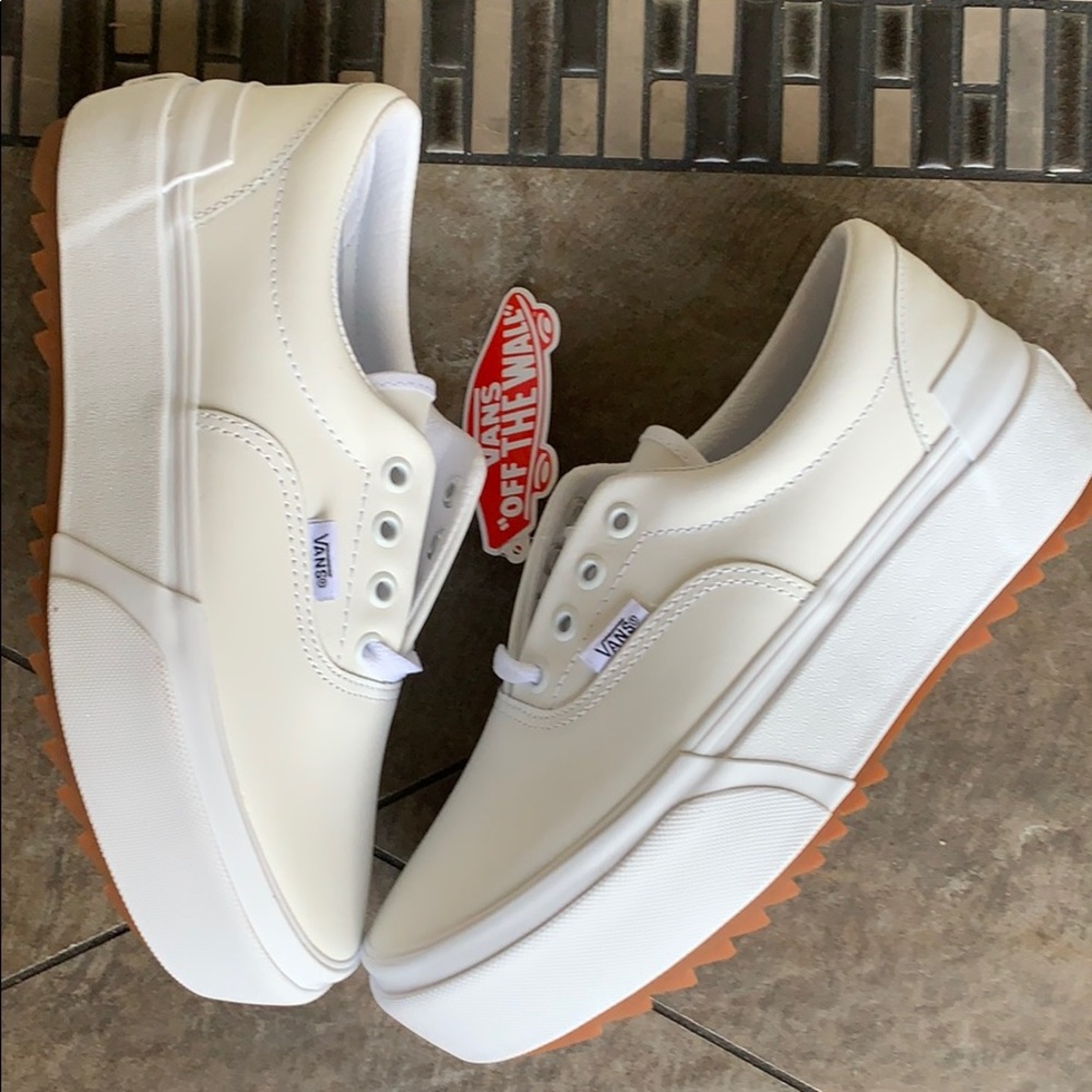 •VANS ERA STACKED LEATHER TRUE WHITE PLATFORMS - Picture 16 of 16